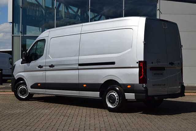 Nissan Interstar 2.0 dCi 150 Acenta L3 H2 3.5T Panel Van
