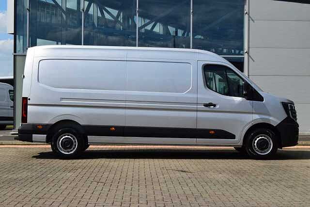 Nissan Interstar 2.0 dCi 150 Acenta L3 H2 3.5T Panel Van
