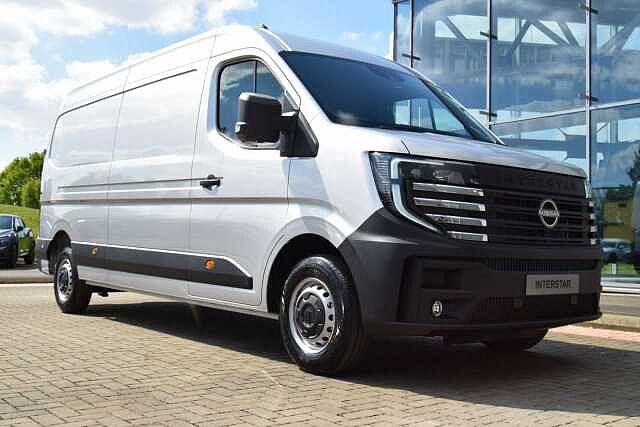 Nissan Interstar 2.0 dCi 150 Acenta L3 H2 3.5T Panel Van