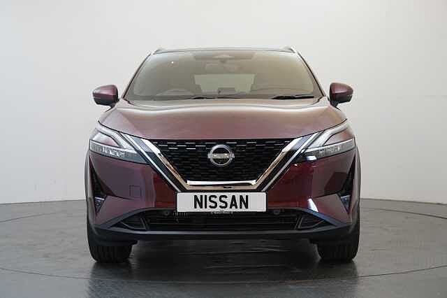Nissan Qashqai 1.3 DIG-T MH 158 4WD Tekna X-Tronic Auto with Glass Roof and Pro Pilot