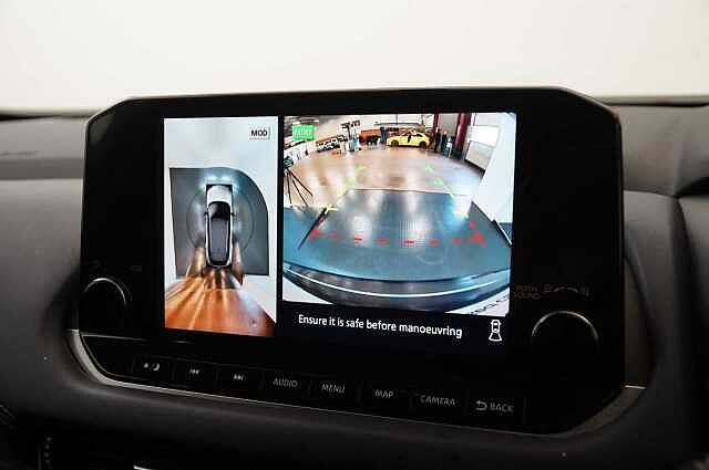 Nissan Qashqai 1.3 DIG-T MH 158 4WD Tekna X-Tronic Auto with Glass Roof and Pro Pilot