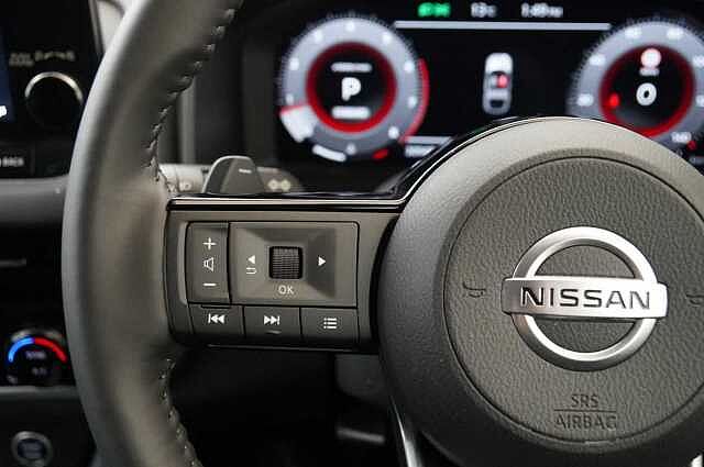 Nissan Qashqai 1.3 DIG-T MH 158 4WD Tekna X-Tronic Auto with Glass Roof and Pro Pilot