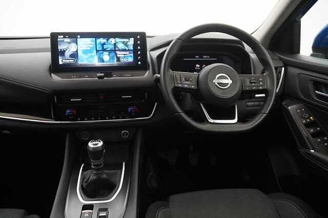 Nissan Qashqai 1.3 DIG-T MH 140 N-Connecta with Glass Roof + Sat Nav and 360 View Cameras