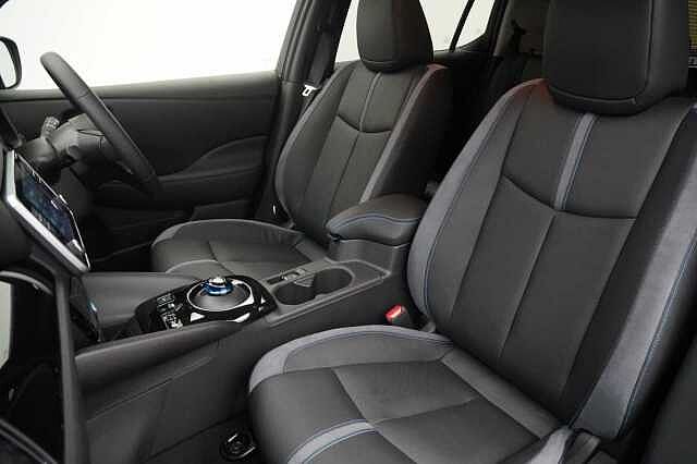 Nissan LEAF 39KW Tekna Auto with BOSE Audio and Pro Pilot Technology