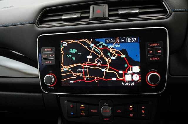 Nissan LEAF 39KW Tekna Auto with BOSE Audio and Pro Pilot Technology