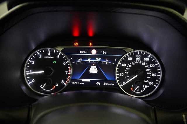 Nissan Juke 1.0 DIG-T 114 Tekna+ with BOSE Audio and Drive Assist Technology