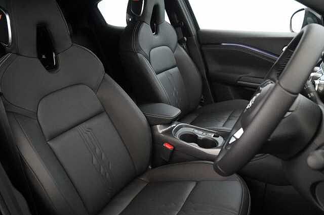 Nissan Juke 1.6 143 HEV Hybrid Tekna Auto with BOSE Audio and Pro Pilot Technology