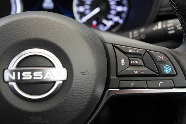 Nissan Juke 1.6 143 HEV Hybrid Tekna Auto with BOSE Audio and Pro Pilot Technology