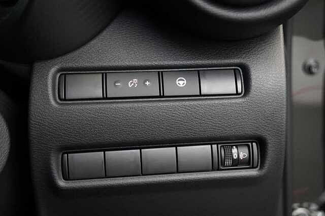 Nissan Juke 1.6 143 HEV Hybrid Tekna Auto with BOSE Audio and Pro Pilot Technology