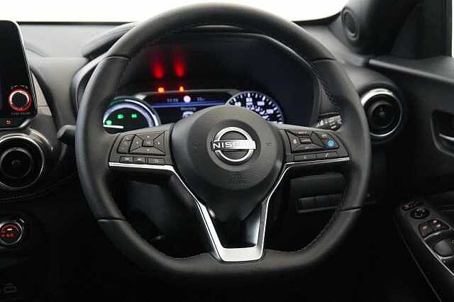 Nissan Juke 1.6 143 HEV Hybrid Tekna Auto with BOSE Audio and Pro Pilot Technology