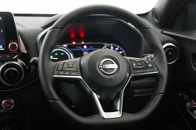 Nissan Juke 1.6 143 HEV Hybrid Tekna+ Auto with BOSE Audio and Pro Pilot Technology