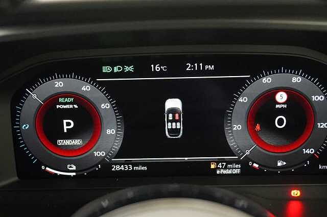 Nissan Qashqai 1.5 e-Power 190 Tekna Auto with Sat Nav + 360 View Cameras and Glass Roof