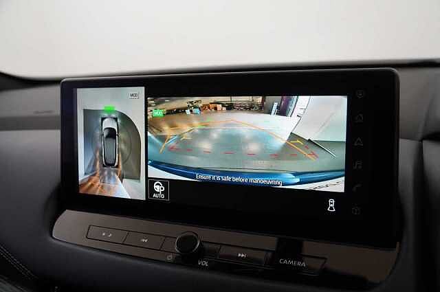 Nissan Qashqai 1.5 e-Power 190 Tekna Auto with Sat Nav + 360 View Cameras and Glass Roof