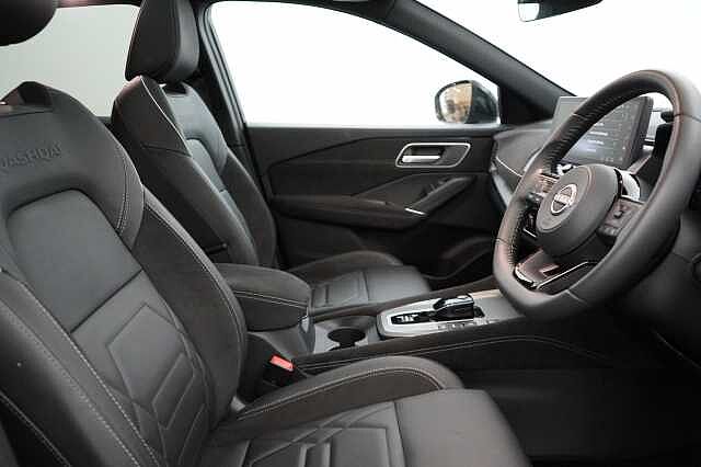 Nissan Qashqai 1.5 190 e-Power N-Design Auto with Comfort Pack Upgrade and Glass Roof