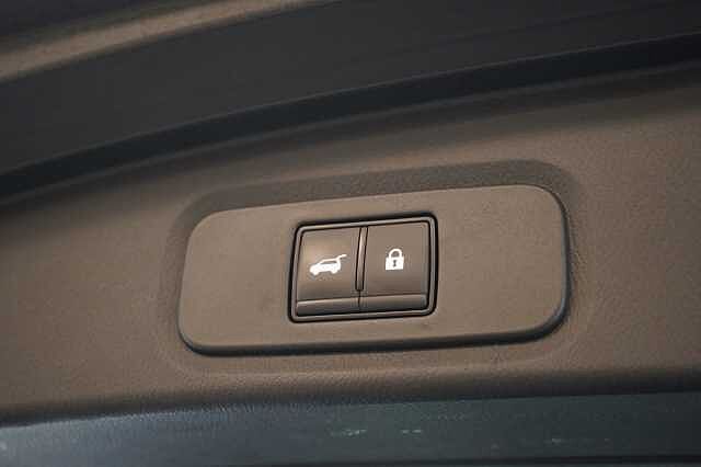 Nissan Qashqai 1.5 190 e-Power N-Design Auto with Comfort Pack Upgrade and Glass Roof