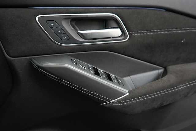 Nissan Qashqai 1.5 190 e-Power N-Design Auto with Comfort Pack Upgrade and Glass Roof