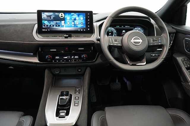 Nissan Qashqai 1.5 190 e-Power N-Design Auto with Comfort Pack Upgrade and Glass Roof