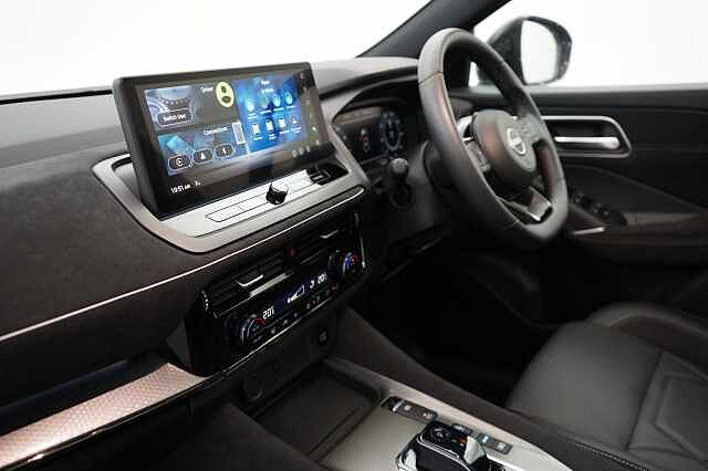 Nissan Qashqai 1.5 190 e-Power N-Design Auto with Comfort Pack Upgrade and Glass Roof