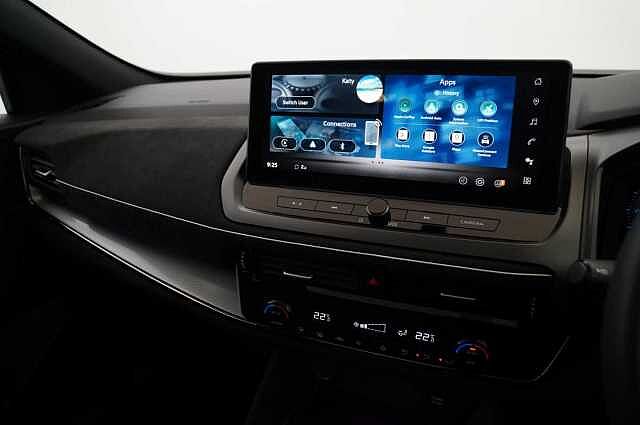 Nissan Qashqai 1.5 190 e-Power N-Design Auto with Comfort Pack Upgrade and Glass Roof