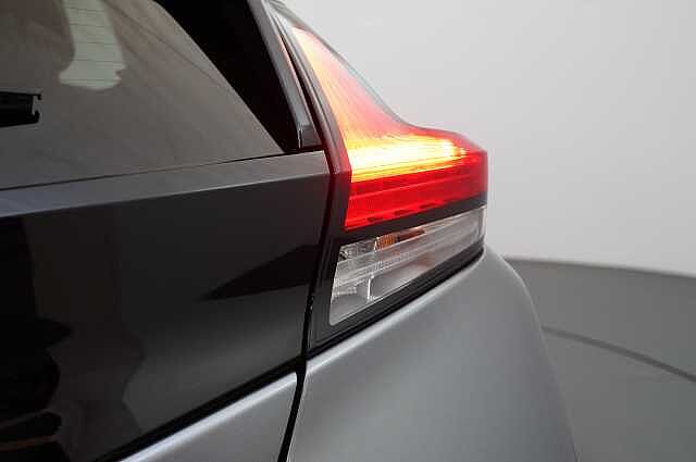 Nissan LEAF 39KW N-Connecta Auto with Sat Nav and 360 View Cameras