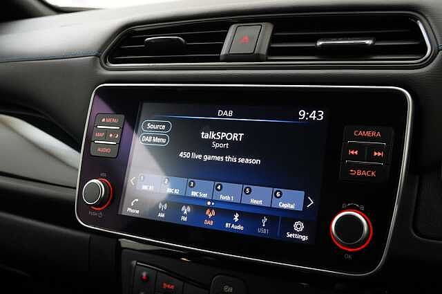 Nissan LEAF 39KW N-Connecta Auto with Sat Nav and 360 View Cameras