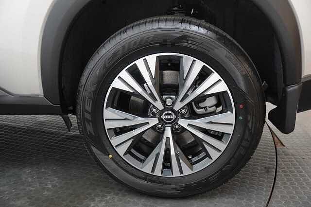 Nissan X-Trail 1.5 e-Power 204 N-Connecta Auto with 5 Seats and Sky Roof Pack Upgrade