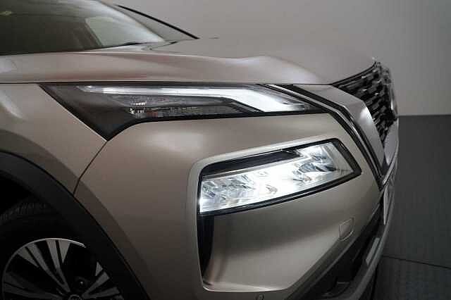 Nissan X-Trail 1.5 e-Power 204 N-Connecta Auto with 5 Seats and Sky Roof Pack Upgrade