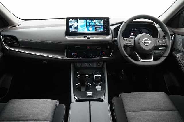 Nissan X-Trail 1.5 e-Power 204 N-Connecta Auto with 5 Seats and Sky Roof Pack Upgrade
