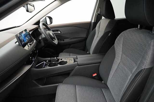 Nissan X-Trail 1.5 e-Power 204 N-Connecta Auto with 5 Seats and Sky Roof Pack Upgrade