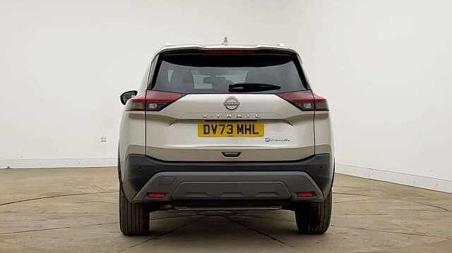 Nissan X-Trail 1.5 e-Power 204 N-Connecta Auto with 5 Seats and Sky Roof Pack Upgrade