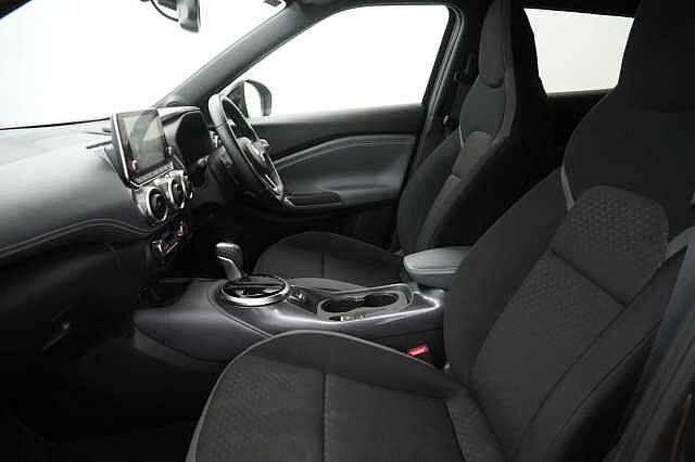 Nissan Juke 1.0 DIG-T 114 N-Connecta DCT Auto with Sat Nav and Rear View Camera