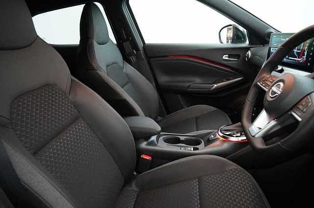 Nissan Juke 1.0 DIG-T 114 N-Connecta DCT Auto with Sat Nav and Rear View Camera