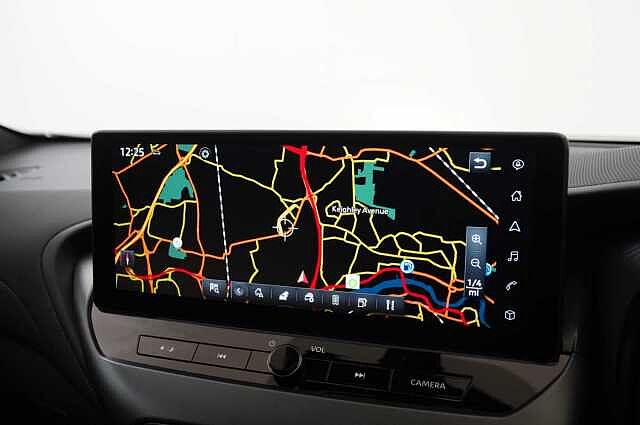 Nissan Juke 1.0 DIG-T 114 N-Connecta DCT Auto with Sat Nav and Rear View Camera