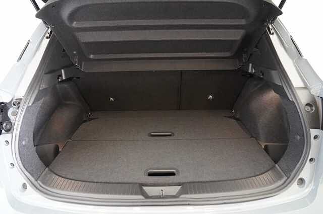 Nissan Qashqai 1.3 DIG-T MH 158 N-Connecta Auto with Glass Roof + Sat Nav and 360 Cameras