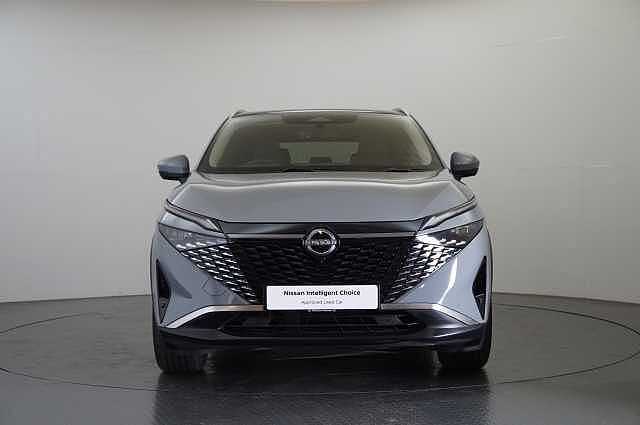 Nissan Qashqai 1.3 DIG-T MH 158 N-Connecta Auto with Glass Roof + Sat Nav and 360 Cameras