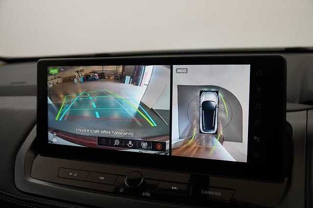 Nissan Qashqai 1.3 DIG-T MH 158 N-Connecta Auto with Glass Roof + Sat Nav and 360 Cameras