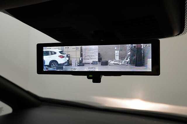 Nissan LEAF 40KW 10 Limited Edition Auto with Sat Nav and 360 View Cameras