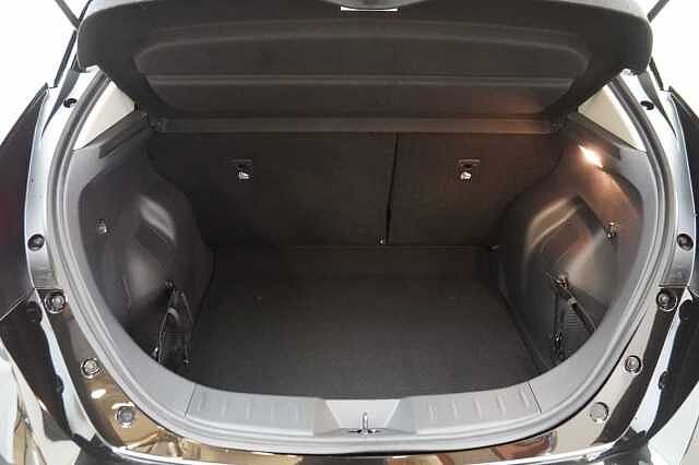 Nissan LEAF 40KW 10 Limited Edition Auto with Sat Nav and 360 View Cameras