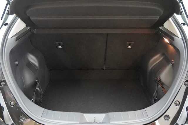 Nissan LEAF 40KW Acenta Auto with Rear View Camera and Apple + Android Integration