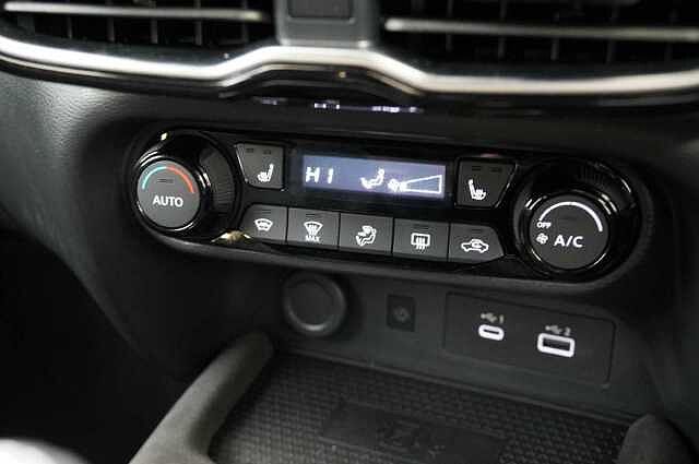 Nissan Juke 1.0 DIG-T 114 Tekna+ with BOSE Audio and Drive Assist Technology