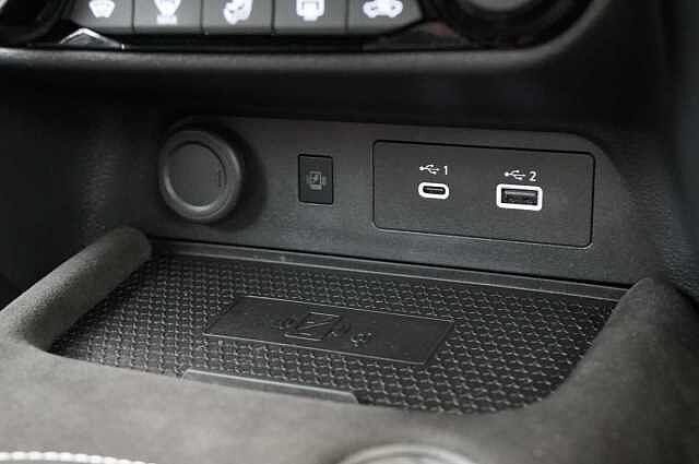 Nissan Juke 1.0 DIG-T 114 Tekna+ with BOSE Audio and Drive Assist Technology