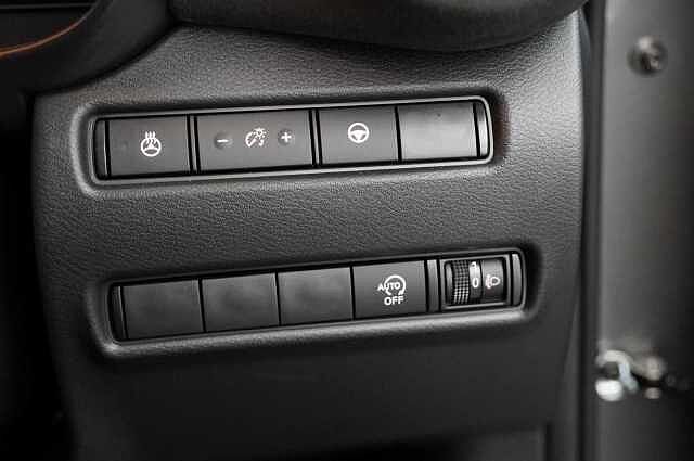 Nissan Juke 1.0 DIG-T 114 Tekna+ with BOSE Audio and Drive Assist Technology