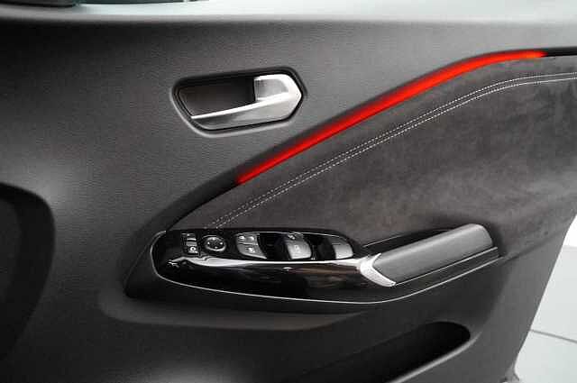 Nissan Juke 1.0 DIG-T 114 Tekna+ with BOSE Audio and Drive Assist Technology