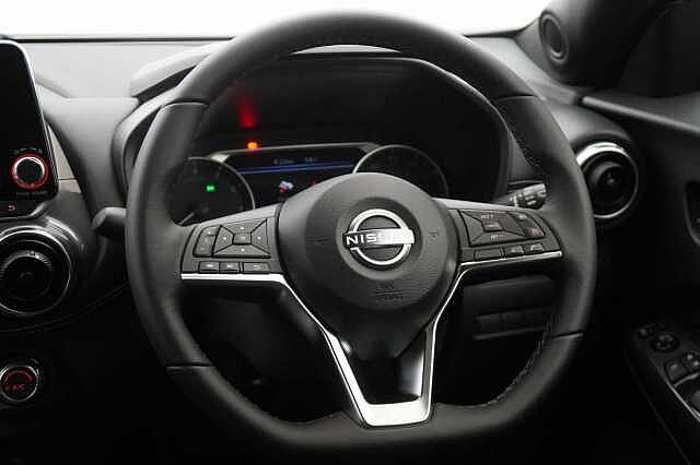 Nissan Juke 1.0 DIG-T 114 N-Connecta with Sat Nav and Rear View Camera