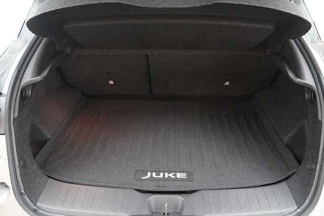 Nissan Juke 1.0 DIG-T 114 N-Connecta with Sat Nav and Rear View Camera