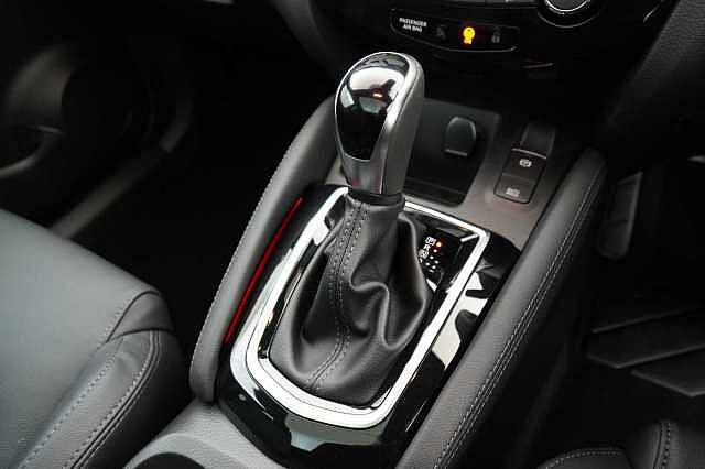 Nissan Qashqai 1.3 DIG-T 160 N-TEC DCT Auto Limited Edition with Glass Roof and Pro Pilot