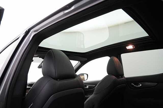 Nissan Qashqai 1.3 DIG-T 160 N-TEC DCT Auto Limited Edition with Glass Roof and Pro Pilot