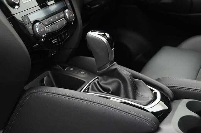 Nissan Qashqai 1.3 DIG-T 160 N-TEC DCT Auto Limited Edition with Glass Roof and Pro Pilot