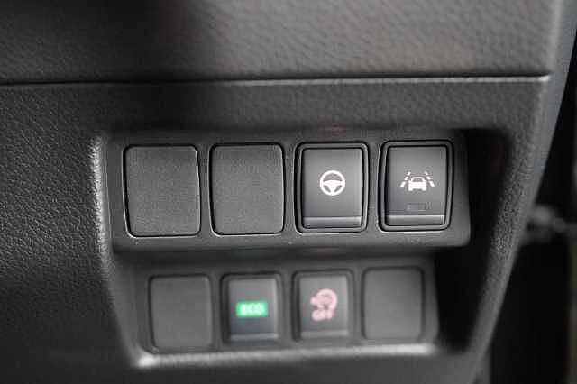 Nissan Qashqai 1.3 DIG-T 160 N-TEC DCT Auto Limited Edition with Glass Roof and Pro Pilot