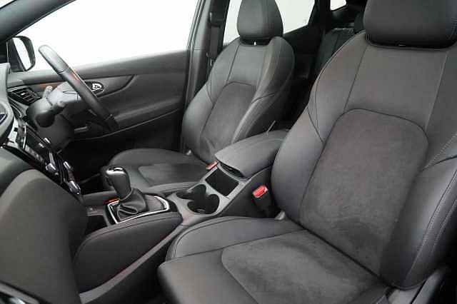 Nissan Qashqai 1.3 DIG-T 160 N-TEC DCT Auto Limited Edition with Glass Roof and Pro Pilot